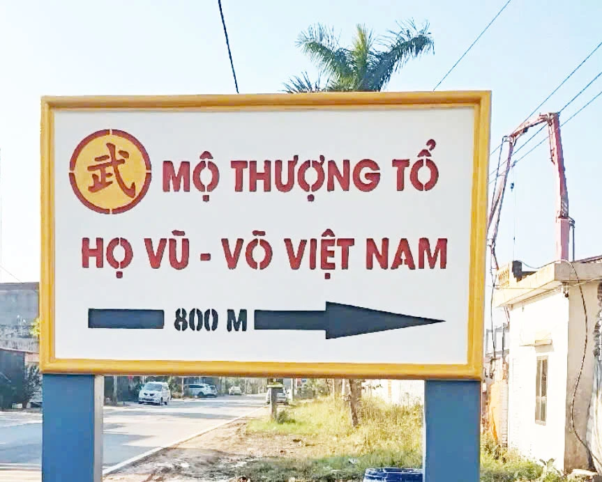 Báo cáo tổng hợp xây dựng công trình đường dẫn từ Quốc lộ 390 vào mộ tổ Đống Dờm