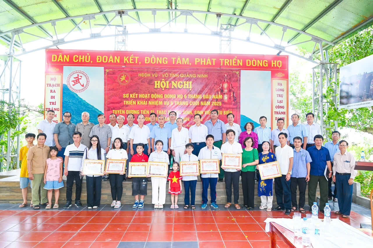 Hội đồng Dòng họ Vũ - Võ tỉnh Quảng Ninh sơ kết 6 tháng đầu năm và tuyên dương thành tích học tập xuất sắc