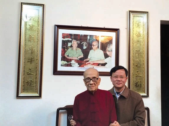 Một vài câu chuyện về Giáo sư, Anh hùng Lao động Vũ Khiêu