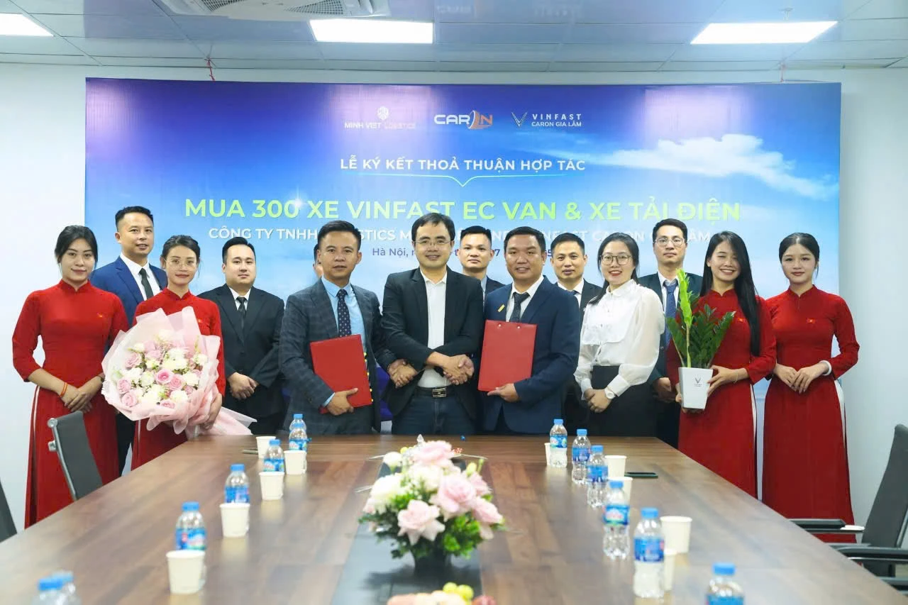 Minh Việt Logistics ký kết hợp tác với VinFast CarOn Gia Lâm: Tiên phong chuyển đổi logistics xanh với 300 xe tải điện