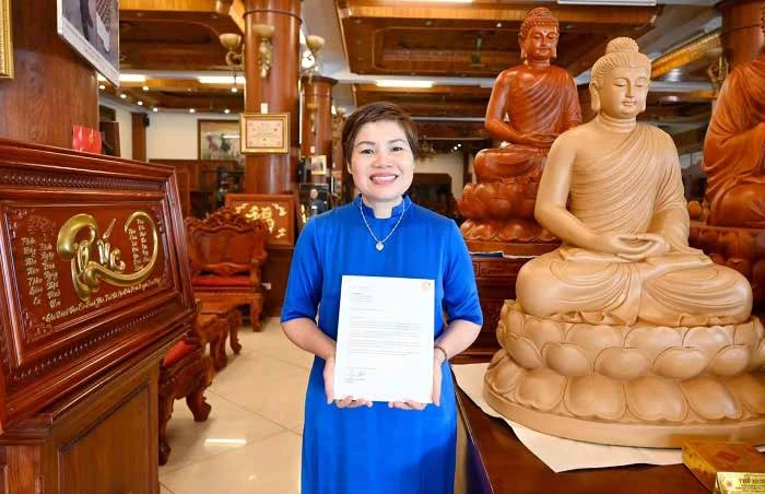 Người phụ nữ làm nên thành công của thương hiệu Đồ gỗ Hướng Mai