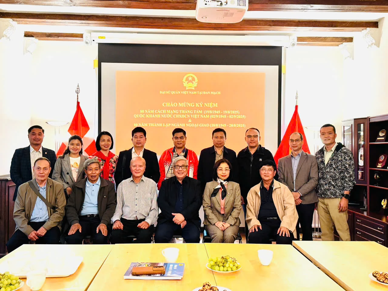 Đoàn đại biểu HĐDH Vũ - Võ Việt Nam thăm Đại sứ quán Việt Nam tại Đan Mạch, thúc đẩy gắn kết cộng đồng kiều bào