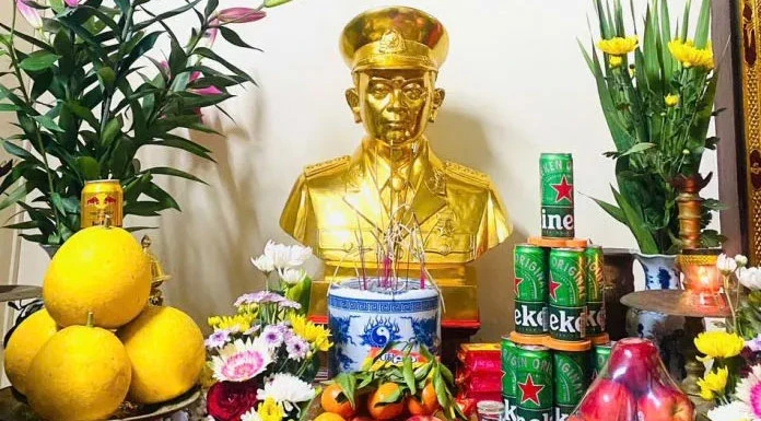 3 ảnh đầu trang